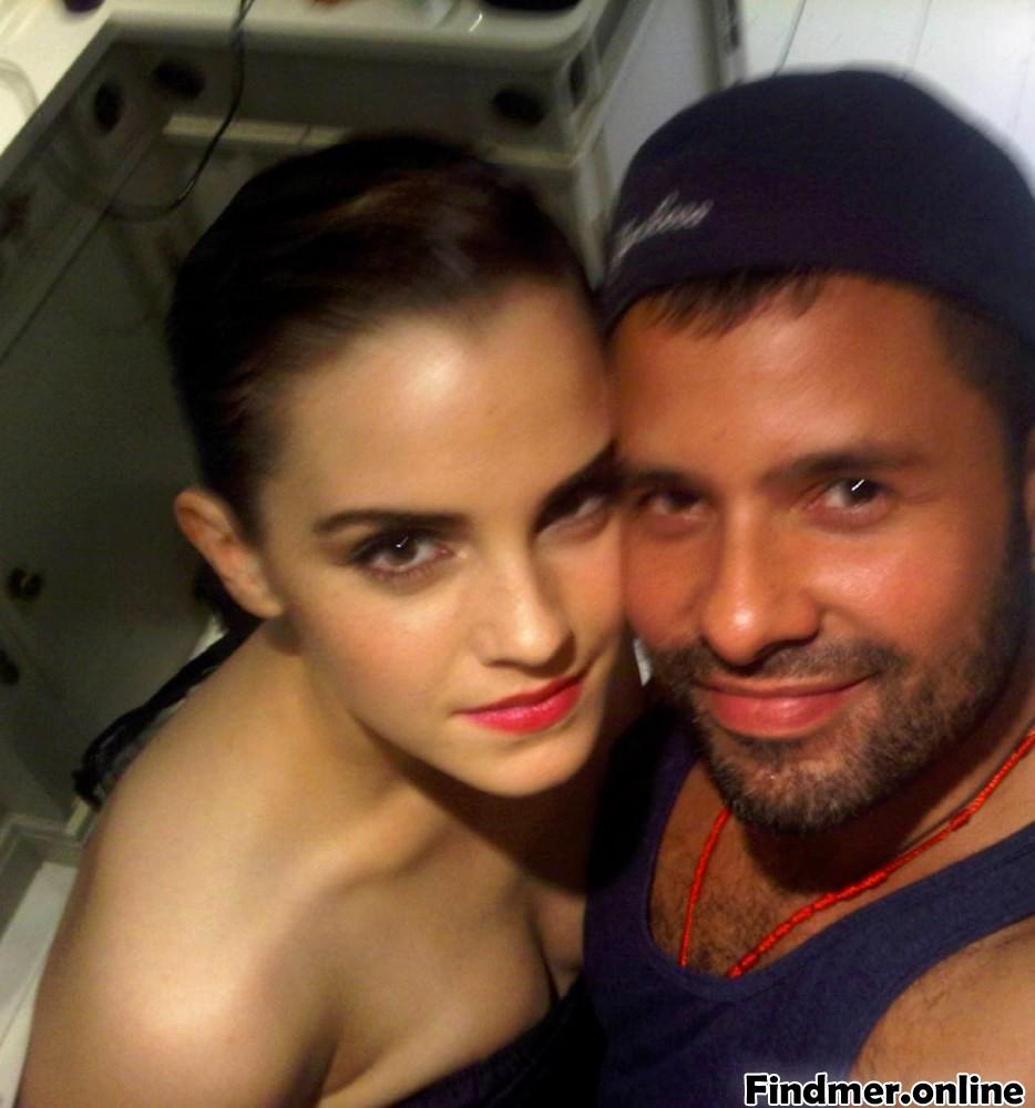 xAc5eXuH  High Quality Celebrity Seximage! Emma Watson  nipple slips and other sexy paparazzi pictures! 04.jpg